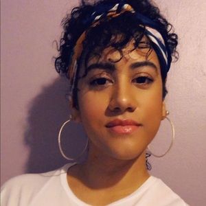 Meet your Posher, Christina